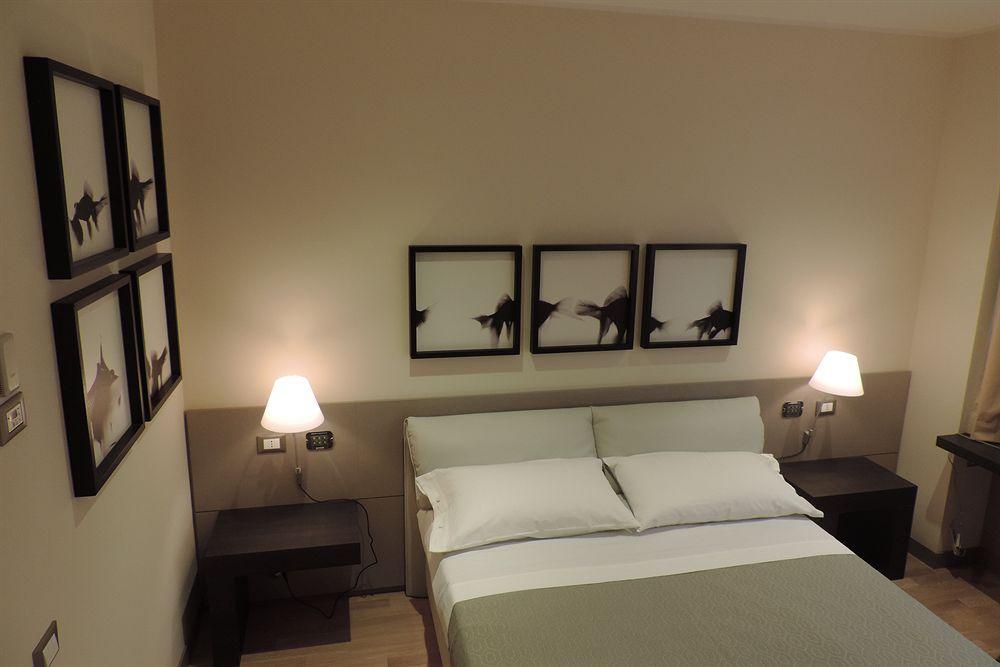 UNAHOTELS Bologna Fiera Esterno foto