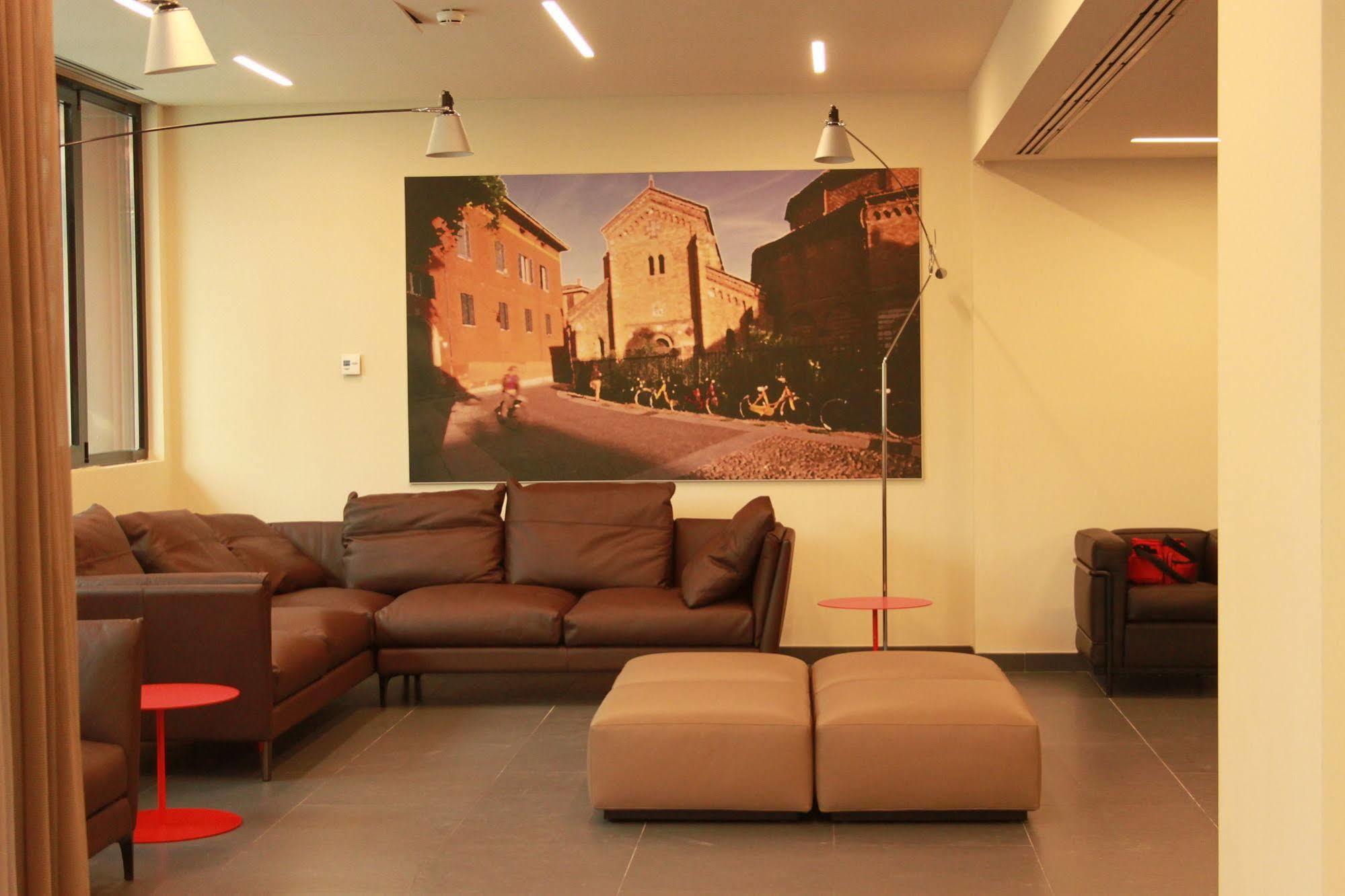 UNAHOTELS Bologna Fiera Esterno foto